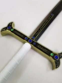 épée Mihawk Kokutou Yoru Dans One Piece 19 épée Mihawk Kokutou Yoru Dans One Piece -Otakuya Shop 2000000001018 7 400