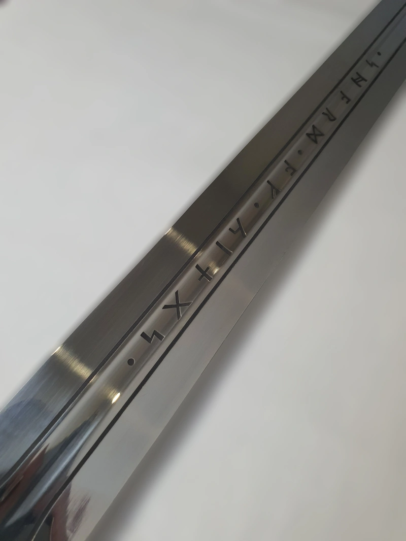 Epee De Ragnar Lothbrok Dans Vikings 10 Epee De Ragnar Lothbrok Dans Vikings - Image 8