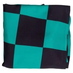 Cape De Tanjiro Dans Demon Slayer -Otakuya Shop 8000000117001 5 400